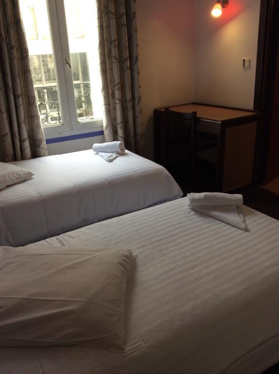 Hotel De La Place Malakoff Habitación foto